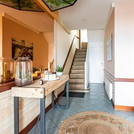 Les Pieds Dans L'eau - N1 - Vue Mer -2 Personnes Holiday home *