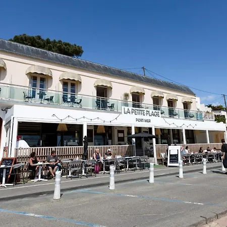 Holiday home Les Pieds Dans L'eau - N1 - Vue Mer -2 Personnes Cancale
