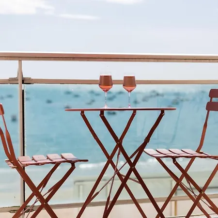 Les Pieds Dans L'eau - N1 - Vue Mer -2 Personnes Holiday home