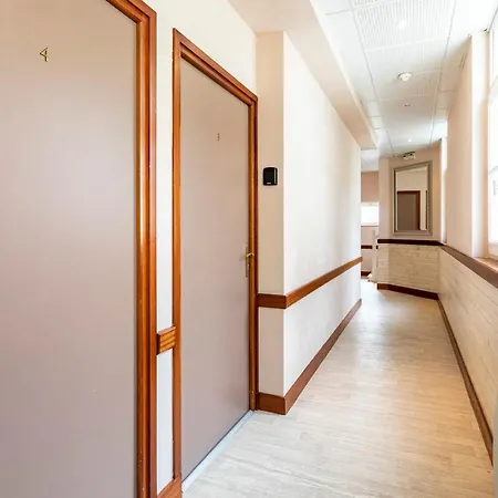 Holiday home Les Pieds Dans L'eau - N1 - Vue Mer -2 Personnes Cancale